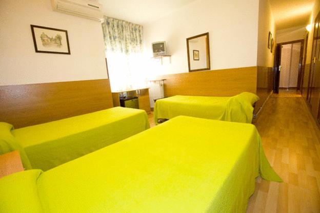 Hostal Lizana Хуеска Екстериор снимка